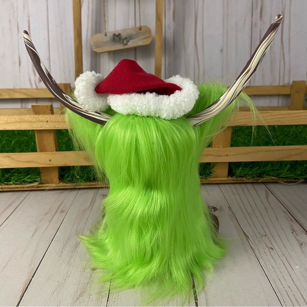 🚫SOLD🚫Grinch Highland Cow Gnome Handmade Festive Christmas Holiday Decor Red - Picture 6 of 11